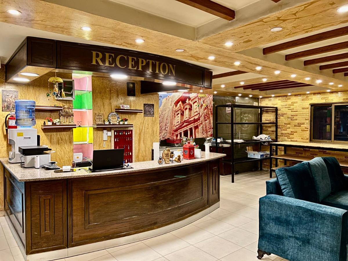 Raqeem Hotel Vádi Músza Kültér fotó