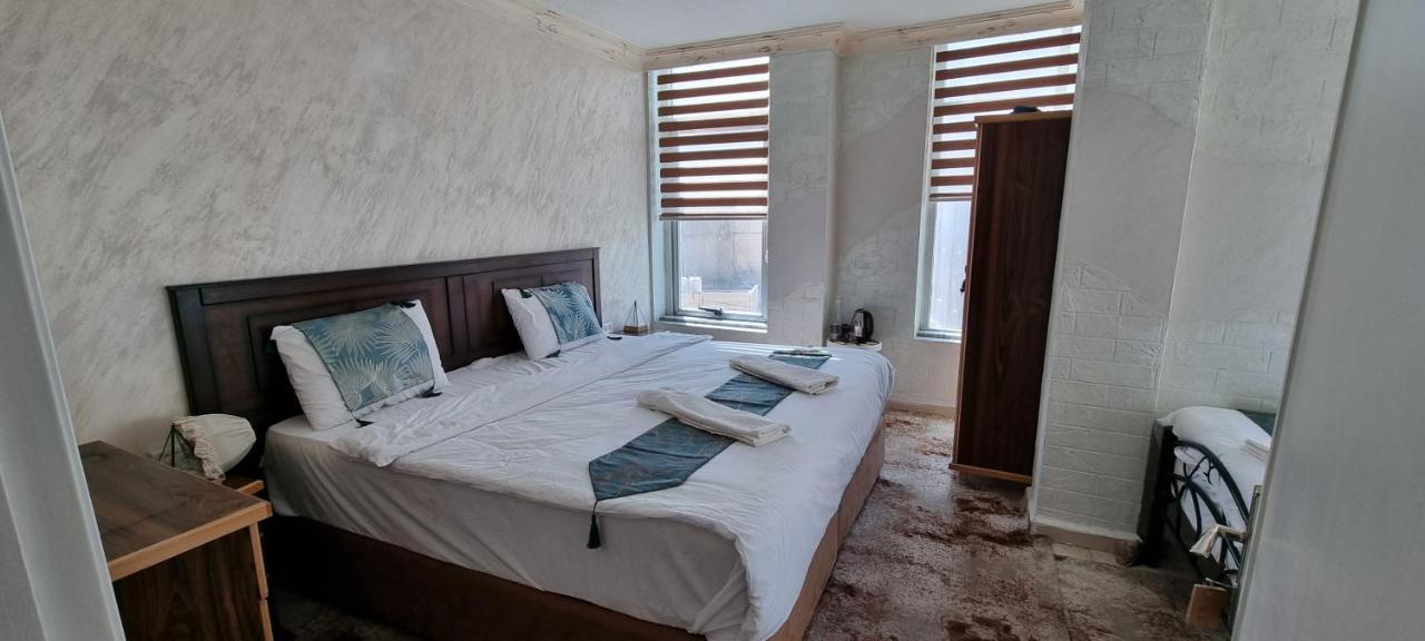 Raqeem Hotel Vádi Músza Kültér fotó