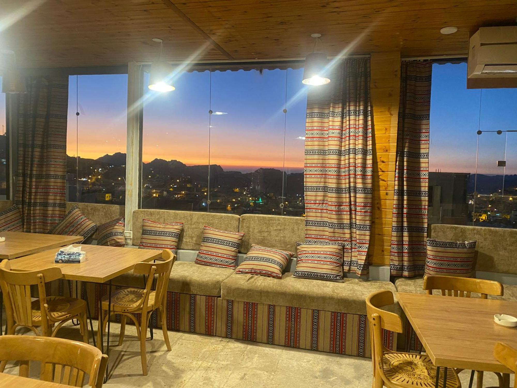 Raqeem Hotel Vádi Músza Kültér fotó