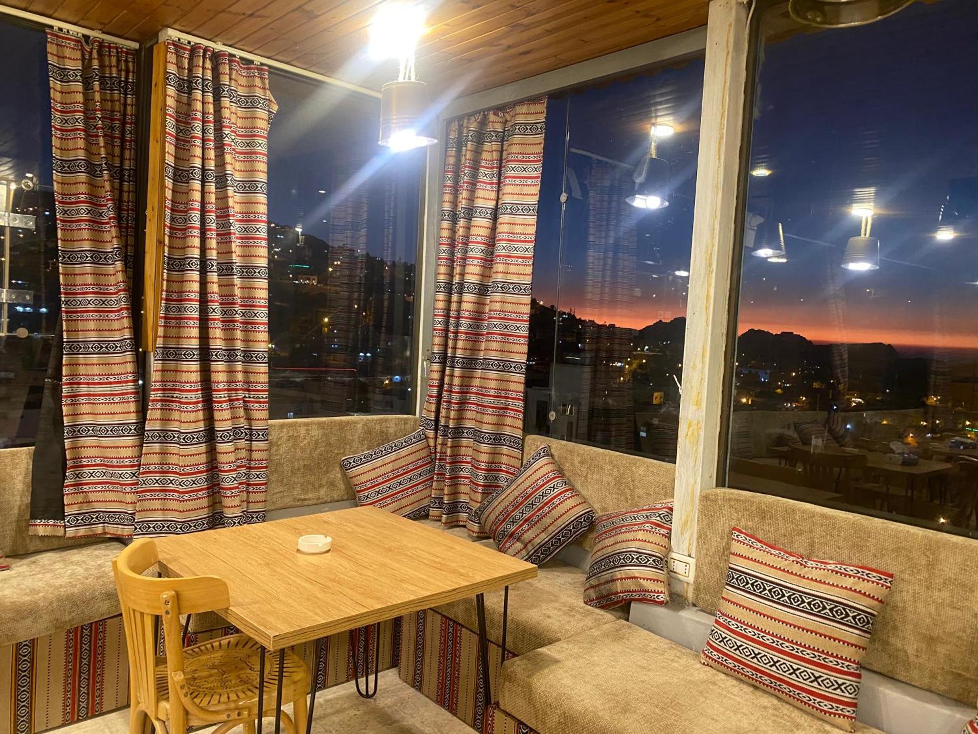 Raqeem Hotel Vádi Músza Kültér fotó